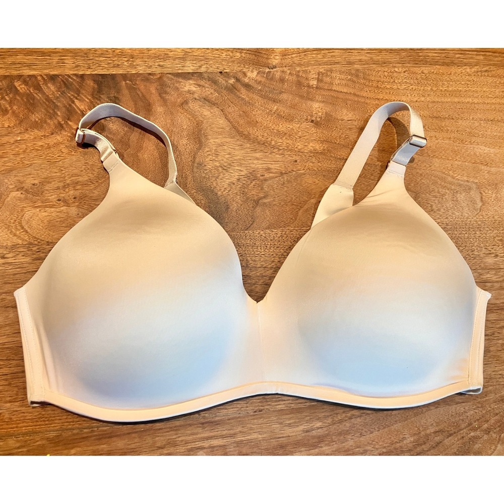 Soma Vanishing 360 Wireless Bra 42D Nude Beige Smoothing Full Coverage 032401